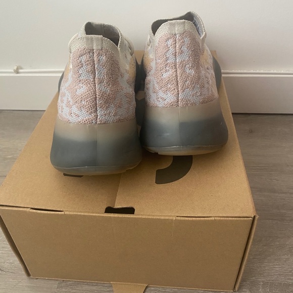 Yeezy 380 “pepper” Boost main image 5